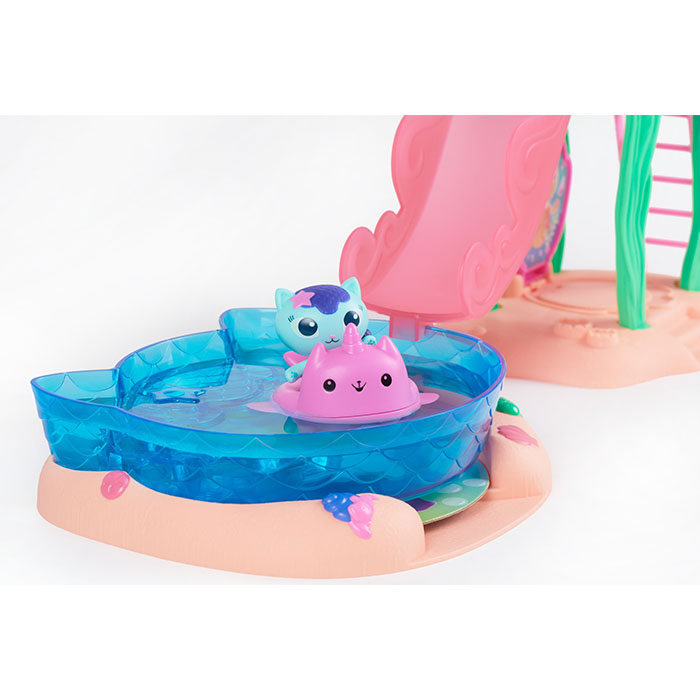Gabby's Dollhouse, Purr-ific Pool Playset with Gabby and MerCat Figures,  Color-Changing Mermaid Tails and Pool Accessories
