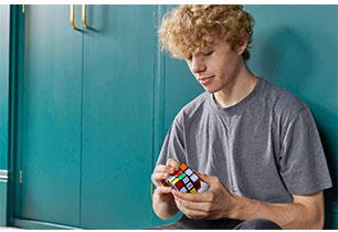 Rubik’s Speed Cube