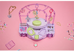 Cool Maker Squishy Charm Studio