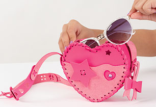 Cool Maker Pink Heart Purse Kit