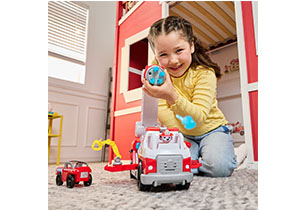 Paw Patrol Fire Rescue Deluxe Fire Truck